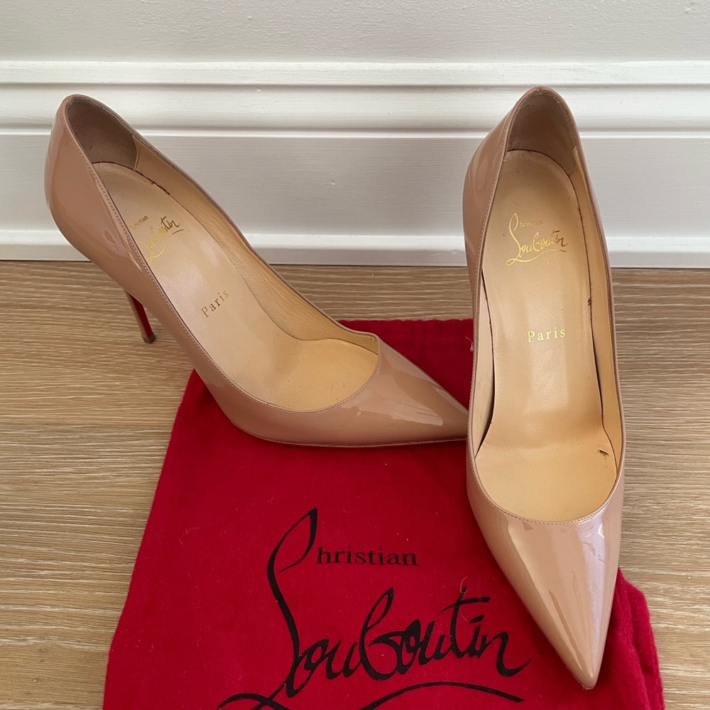 Christian Louboutin Nude Pumps Size 39